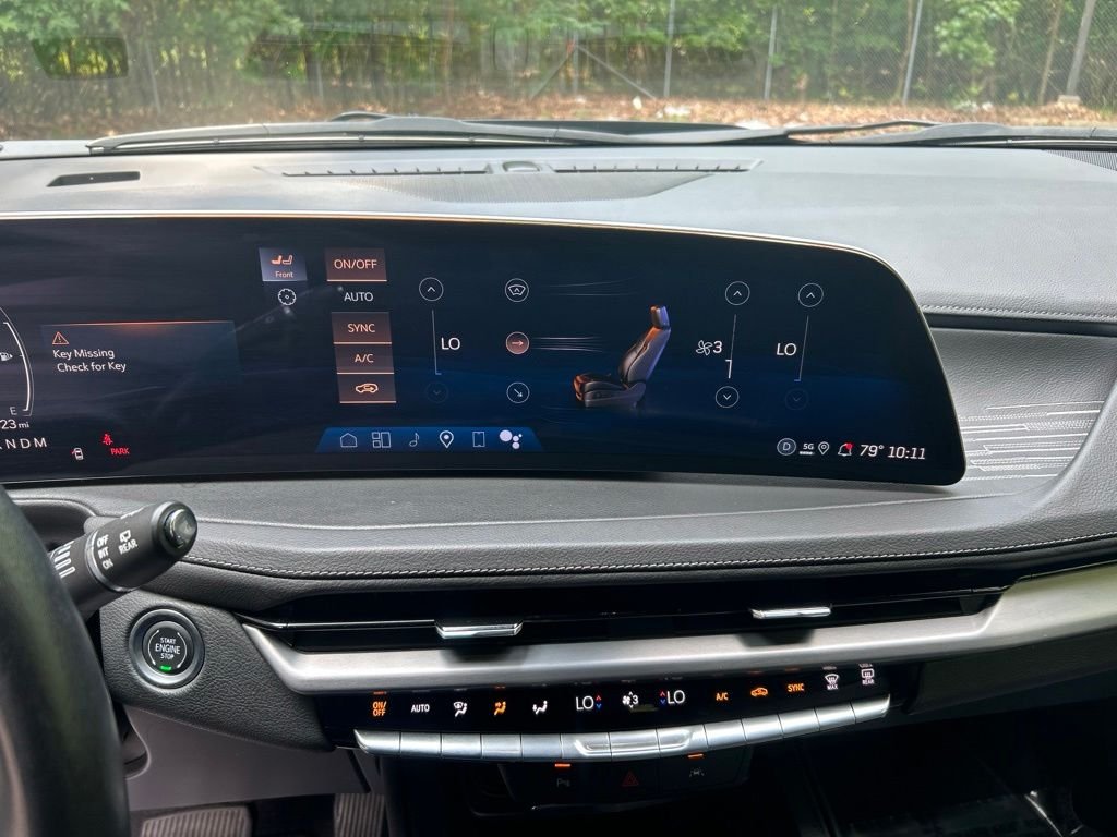 2025 Cadillac XT4 Premium Luxury - Photo 19