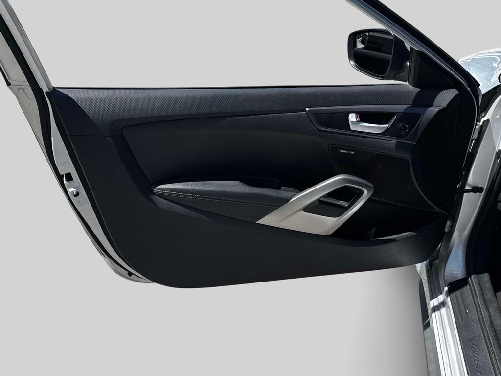 Used 2016 Silver Hyundai Turbo image 13