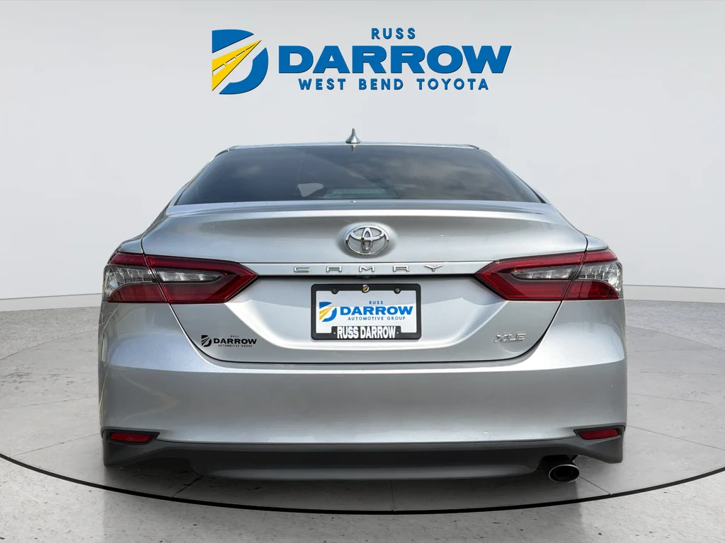 Used 2022 Silver Toyota XLE image 36