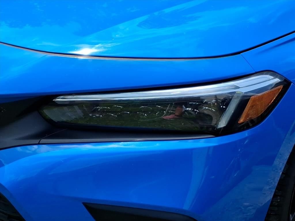 Used 2022  Honda Sport image 4