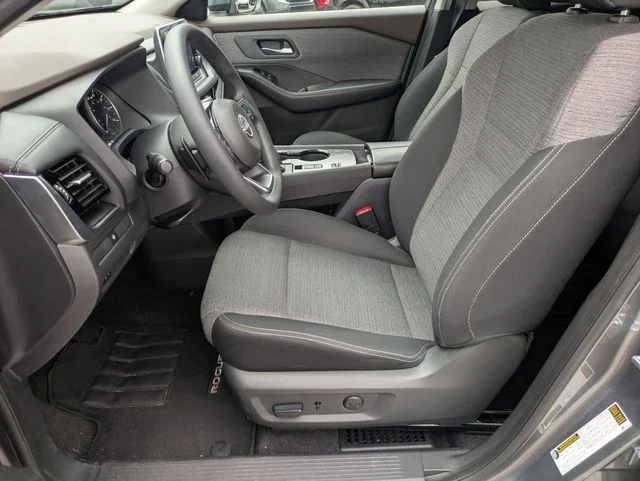 Used 2023 Gray Nissan SV image 12
