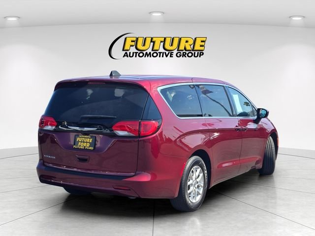 Used 2023 Red Chrysler LX image 4
