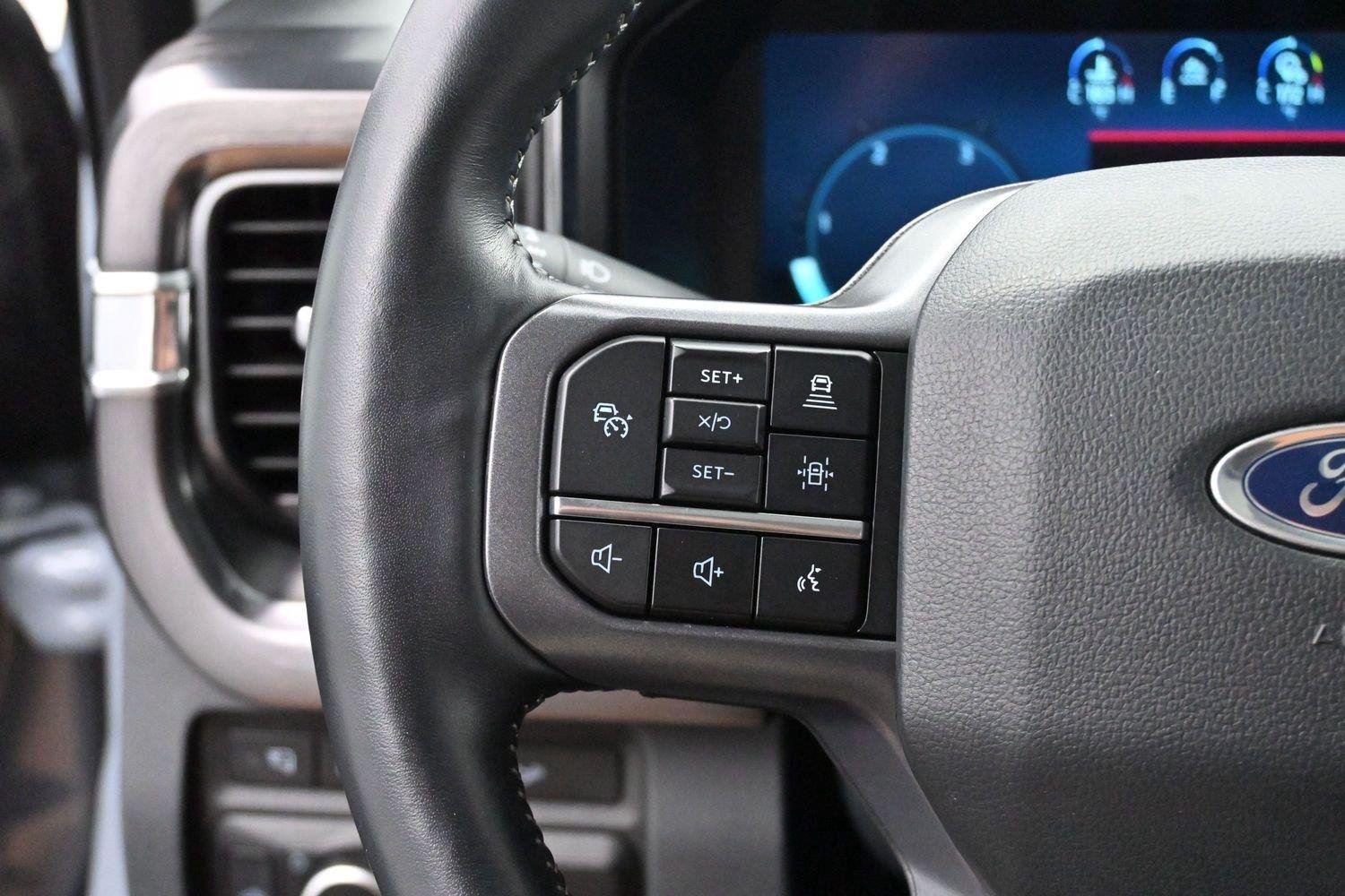 Used 2024 Glacier Gray Metallic Tri-coat Ford XL image 18