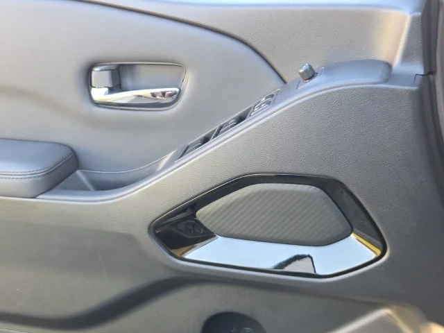 Used 2022  Nissan PRO-4X image 30