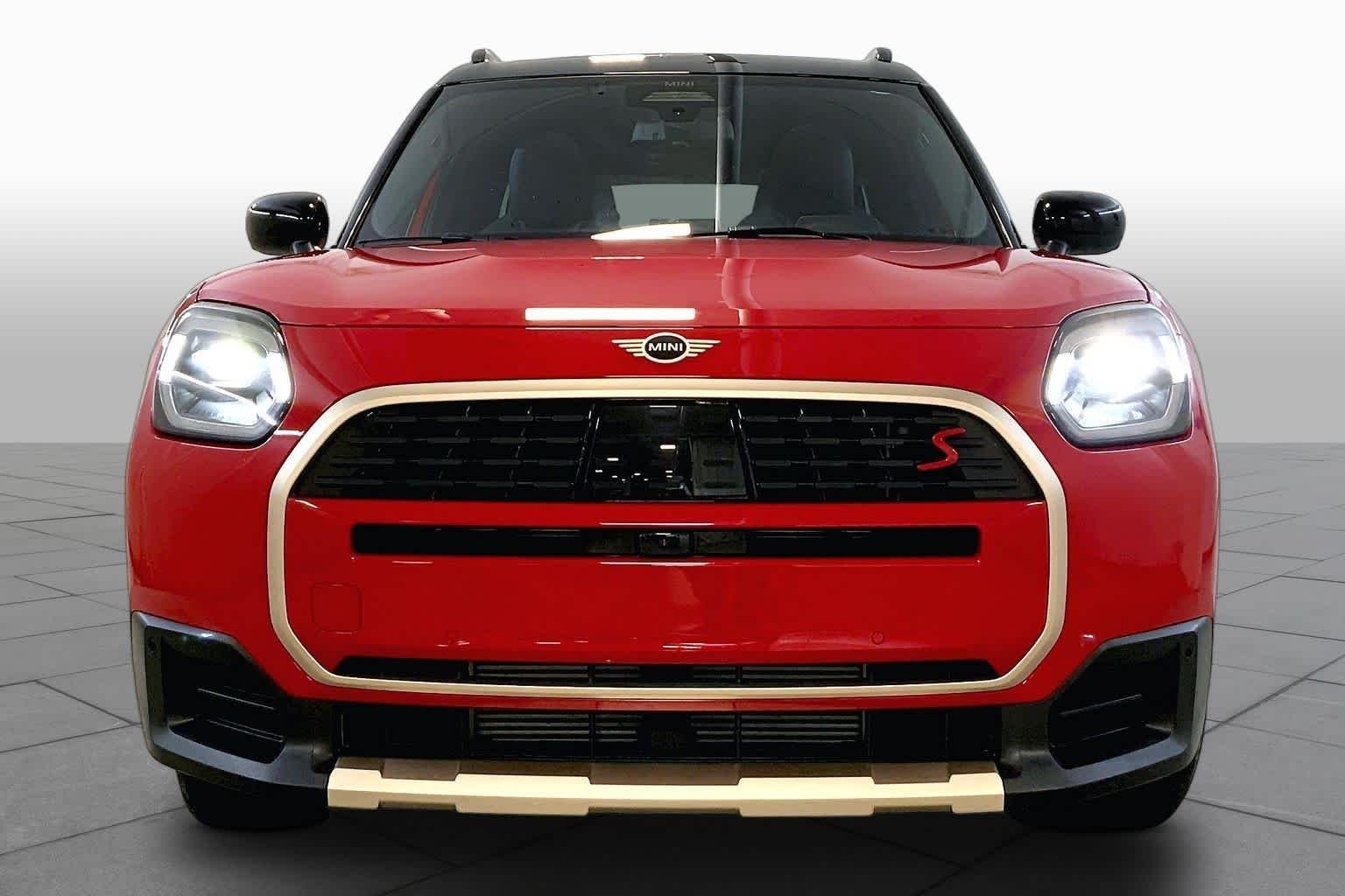 Used 2025 Chili Red II MINI S image 3