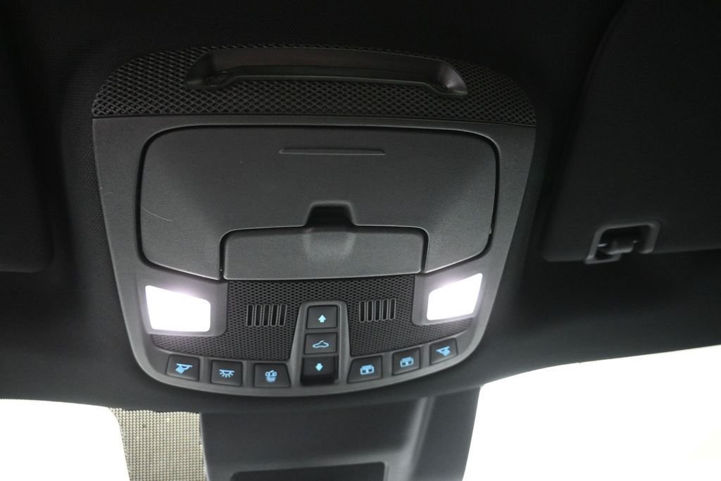 Used 2019 Gray Ford Limited image 2