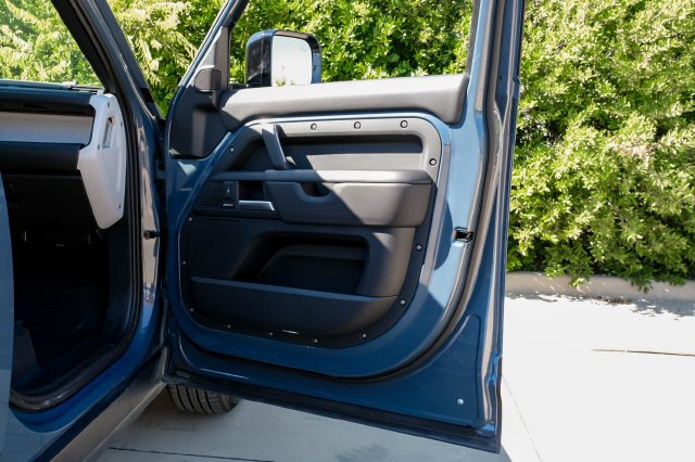 Certified Used 2025 Tasman Blue Metallic Land Rover S image 53