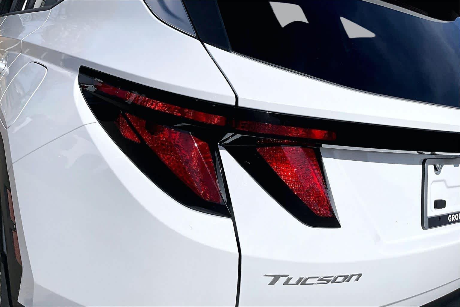 Used 2025 Serenity White Pearl Hyundai SEL image 29