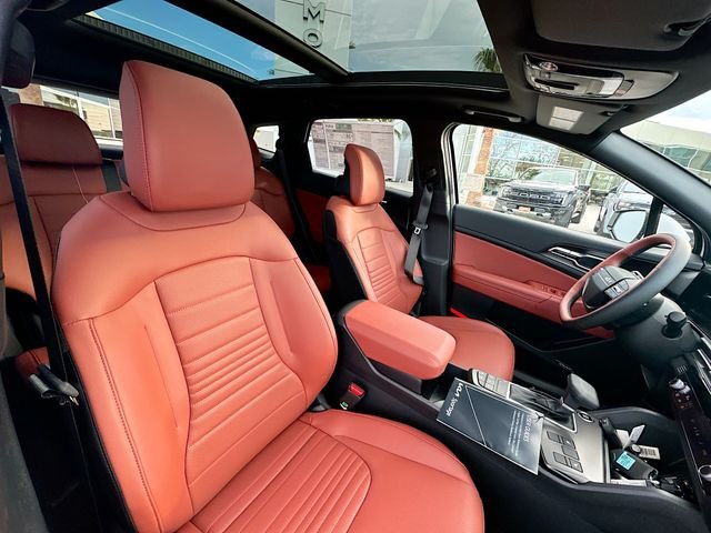 Used 2026 Glacial White Pearl Kia SX image 30