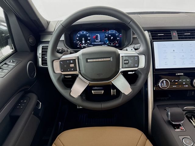 New 2026 Fuji White Land Rover Dynamic SE image 25