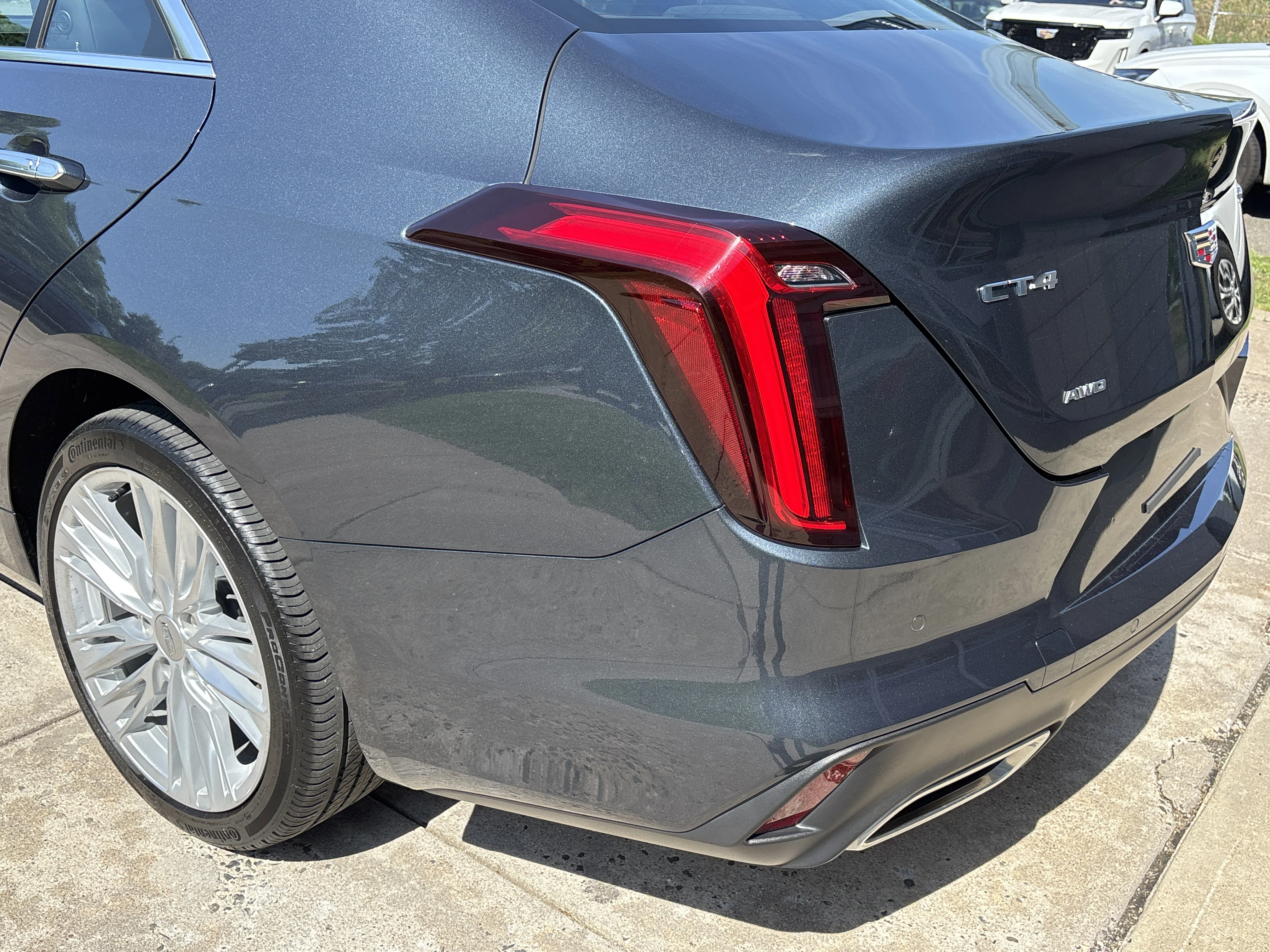 Used 2025 Deep Space Metallic Cadillac Premium Luxury image 20