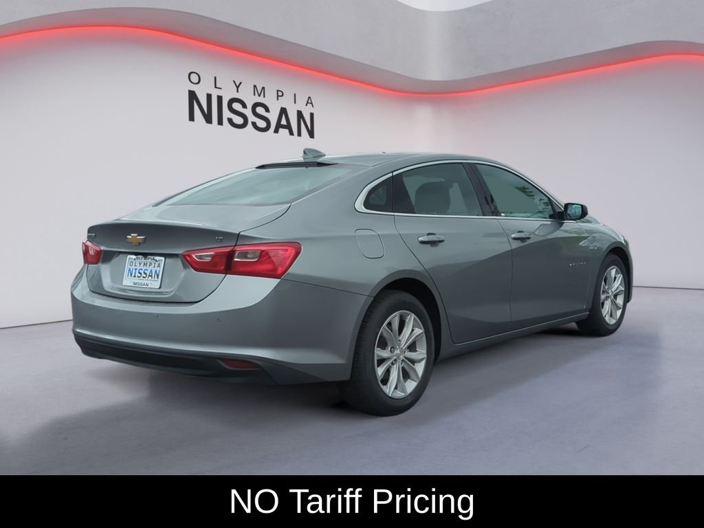 Used 2024 Gray Chevrolet LT image 6