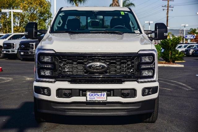 New 2026 Star White Metallic Tri-Coat Ford F-250® Lariat® image 30