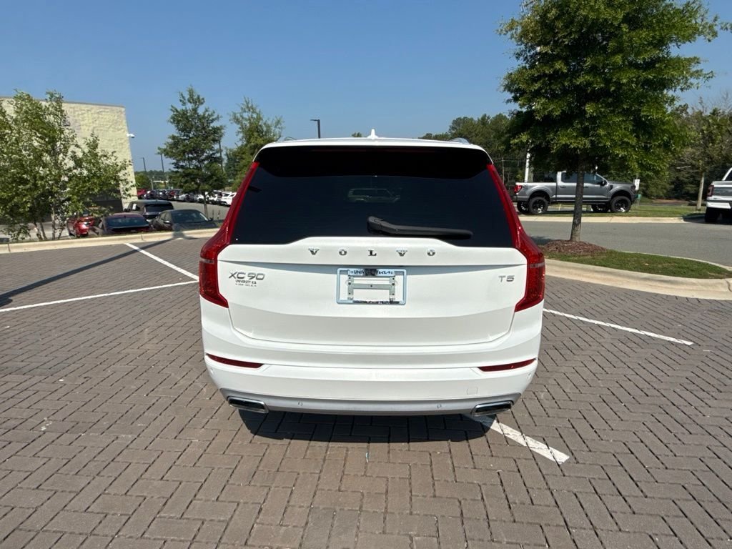 Used 2021 White Volvo T5 Momentum image 6