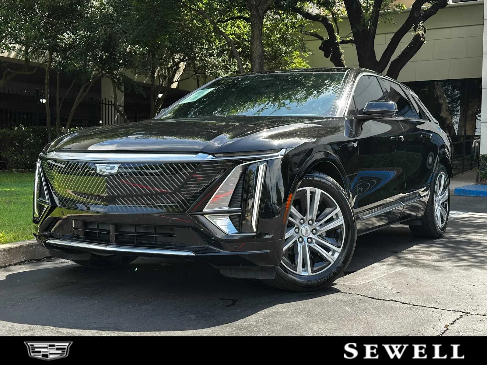 2024 Cadillac Lyriq Tech RWD's photo