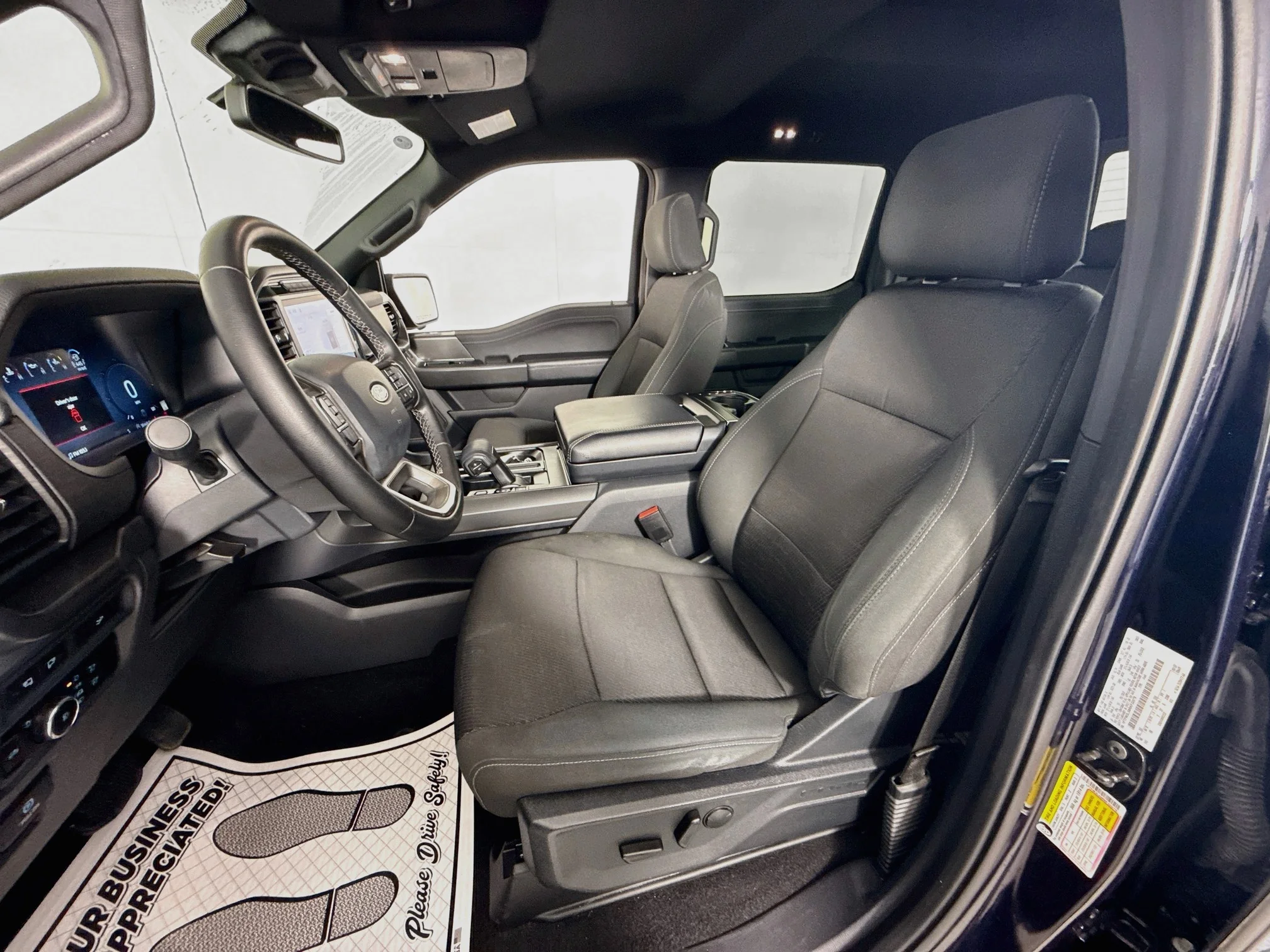 Used 2024 Antimatter Blue Metallic Ford XLT image 21