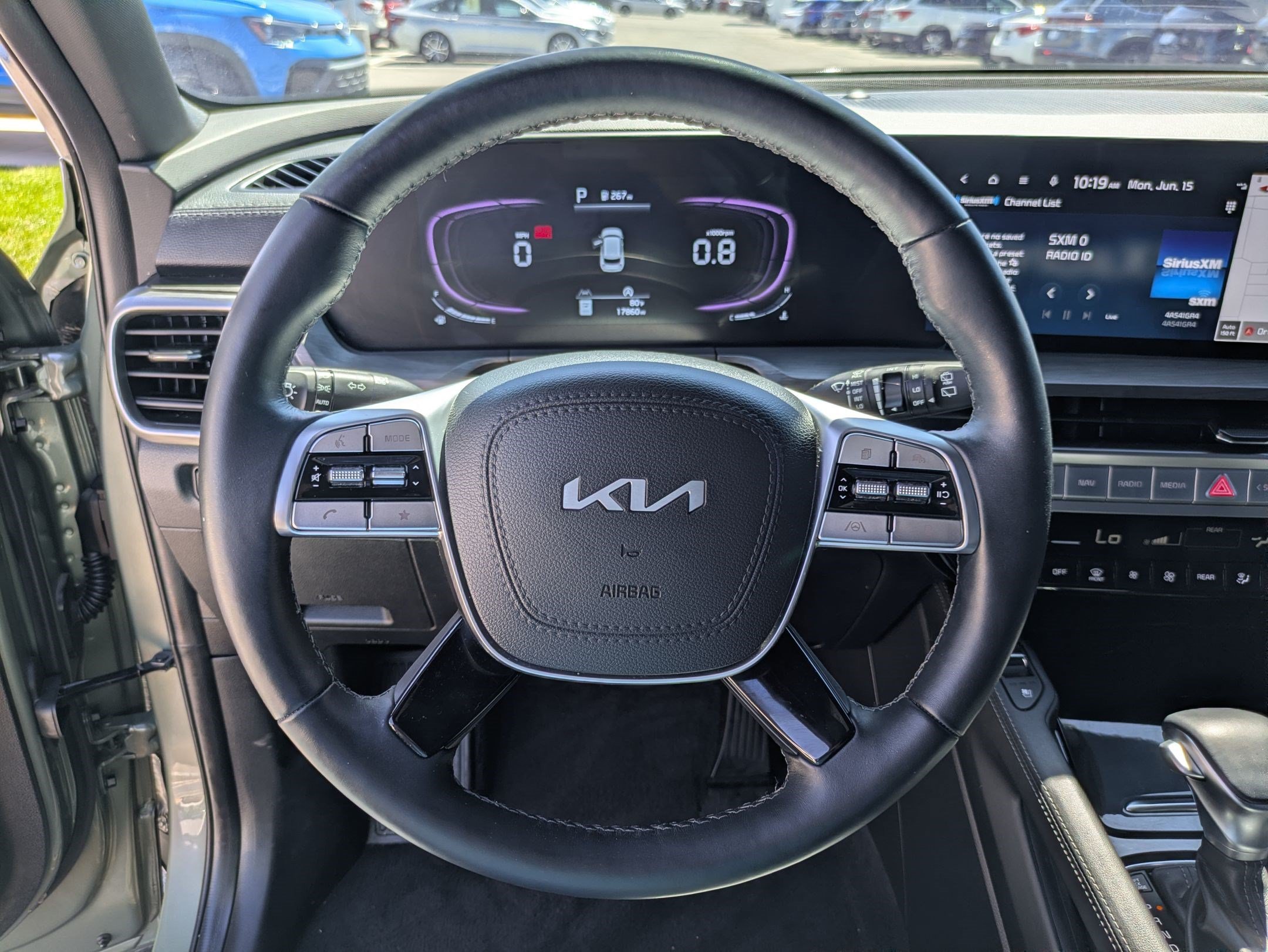 Used 2025 Jungle Green Kia EX X-Line image 18