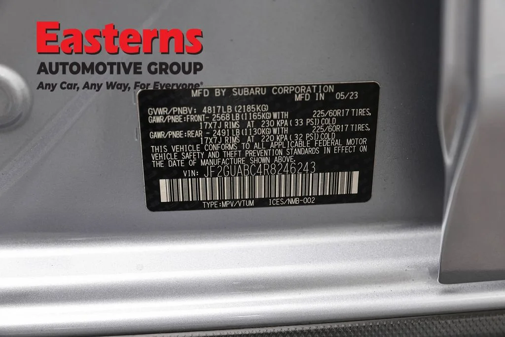 Used 2024 Silver Subaru Base image 35