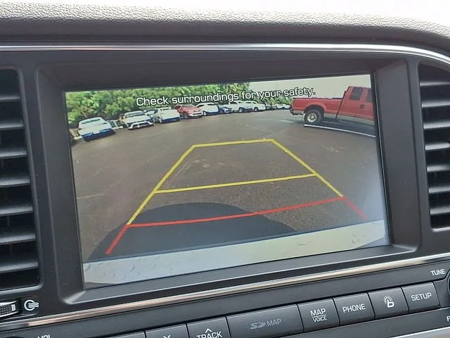Used 2017 Gray Hyundai Limited image 19