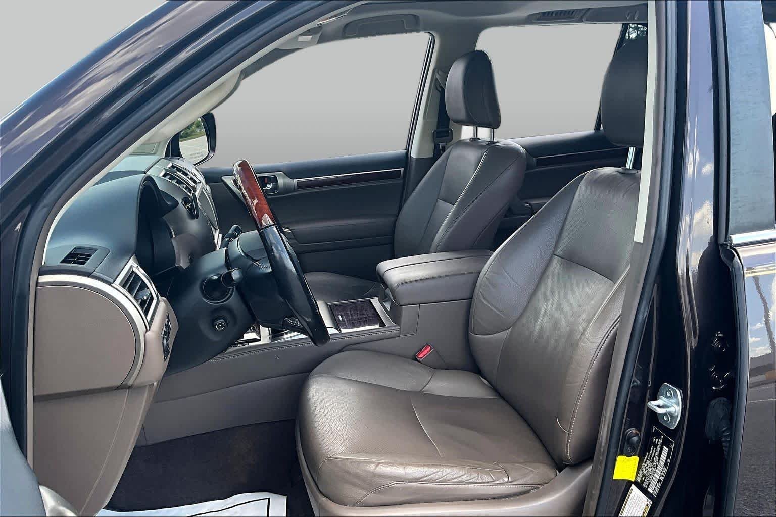 Used 2016 Fire Agate Pearl Lexus  image 8