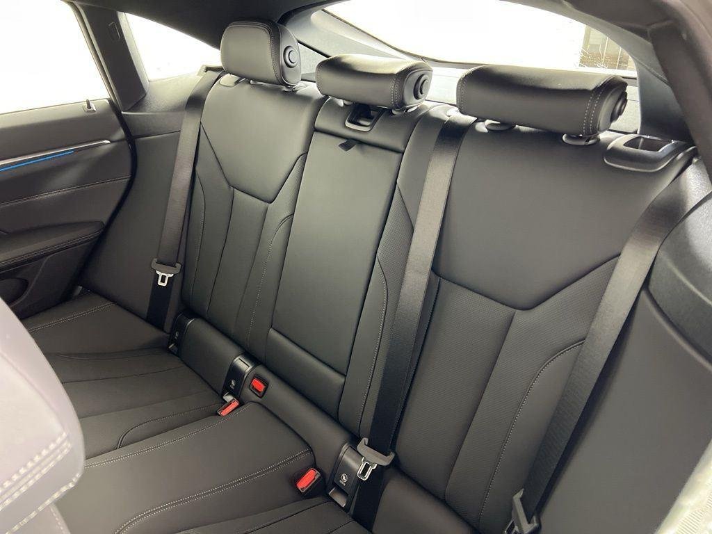 2026 BMW i4 40 - Photo 8