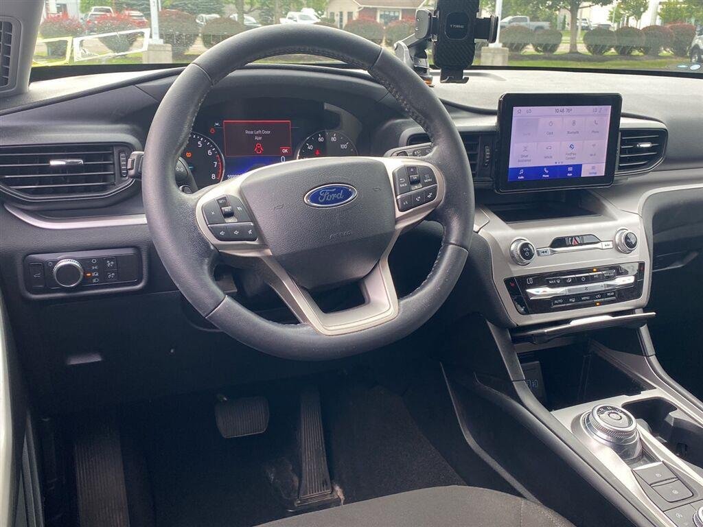 Used 2020 Agate Black Ford XLT image 3