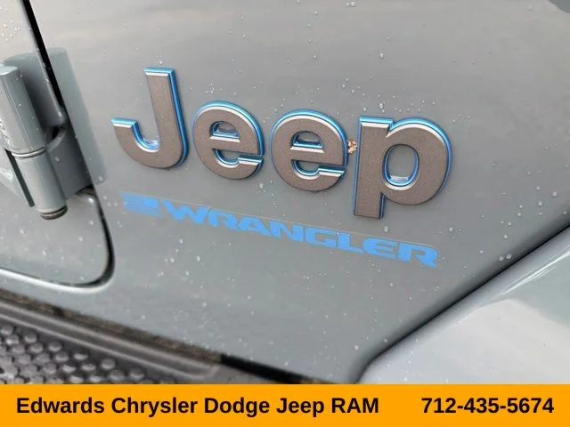 Certified Used 2025 Gray Jeep Sahara 4xe image 10
