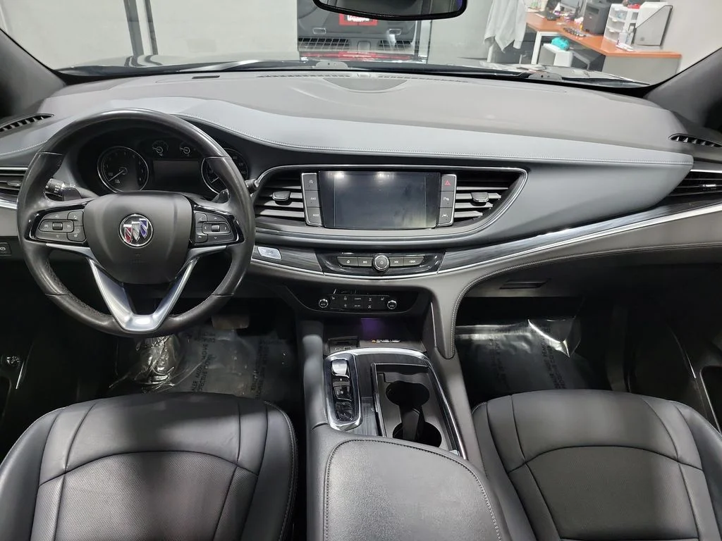 Used 2023 Black Buick Essence image 3