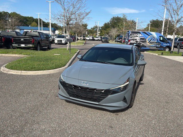Certified Used 2022 Gray Hyundai SEL image 13