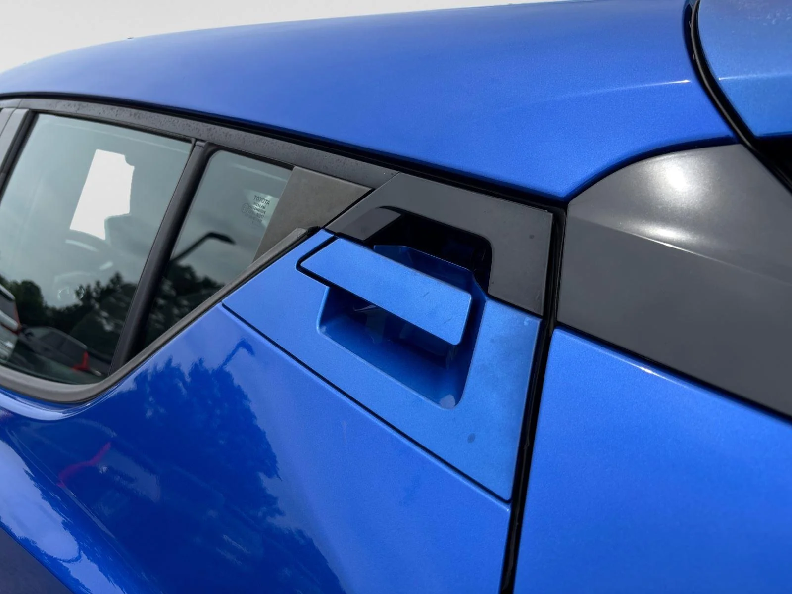 Used 2020 Blue Eclipse Metallic Toyota LE image 51