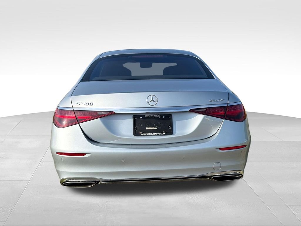 Used 2021 Silver Mercedes-Benz S 580 image 4