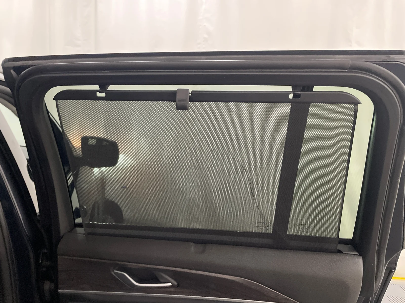 Used 2023 Midnight Sky Jeep Limited image 27