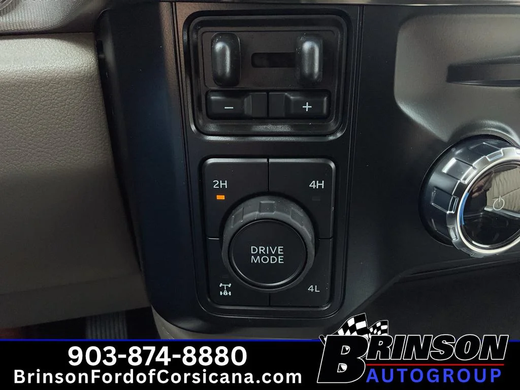 New 2026 Star White Metallic Tri-Coat Ford Platinum image 19