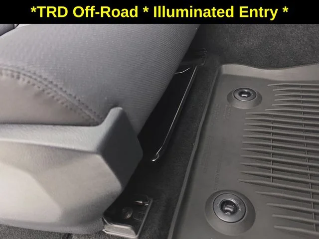 Used 2025 Ice Toyota SR5 image 33