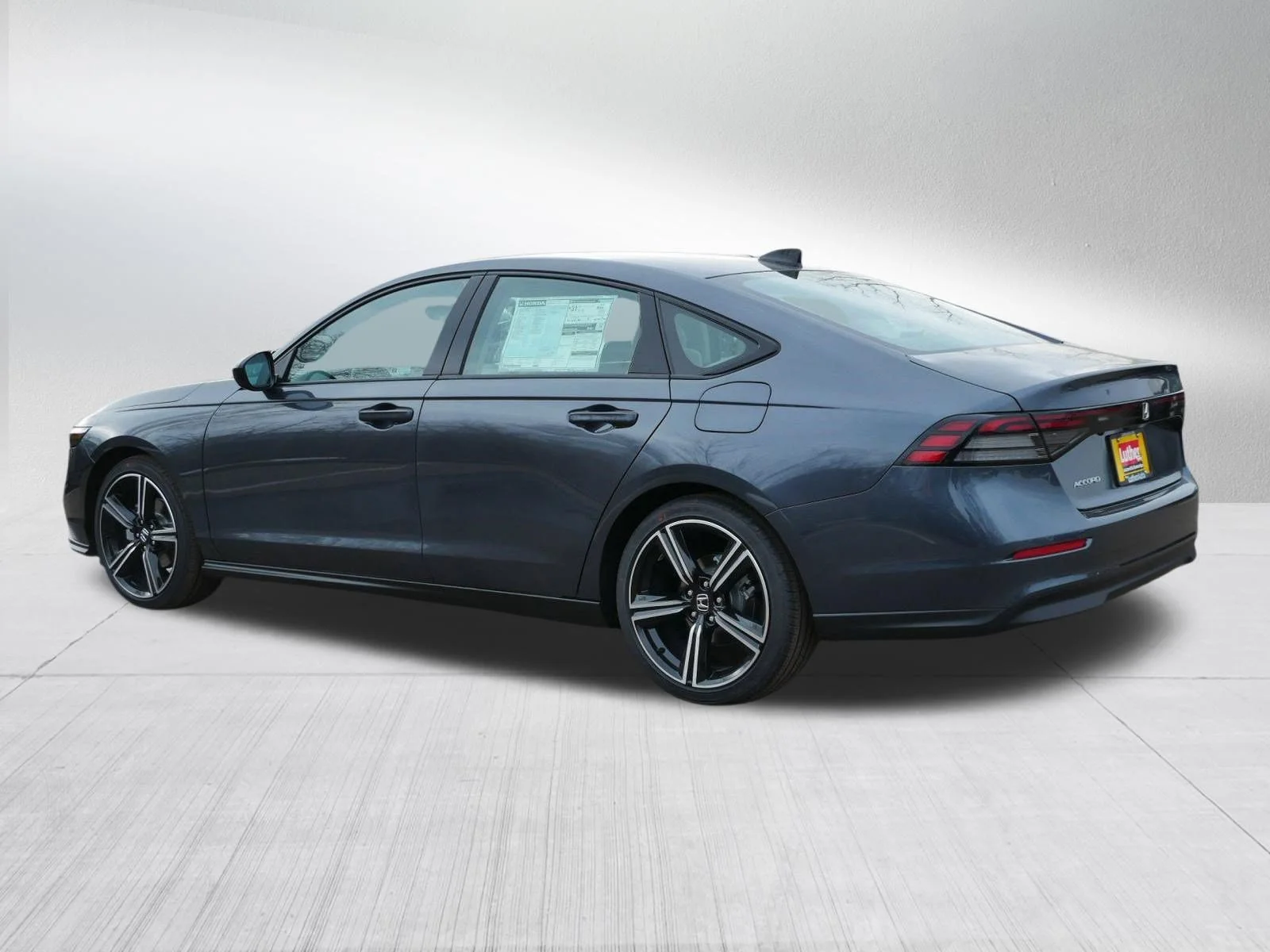 New 2026 Meteorite Gray Metallic Honda SE image 5
