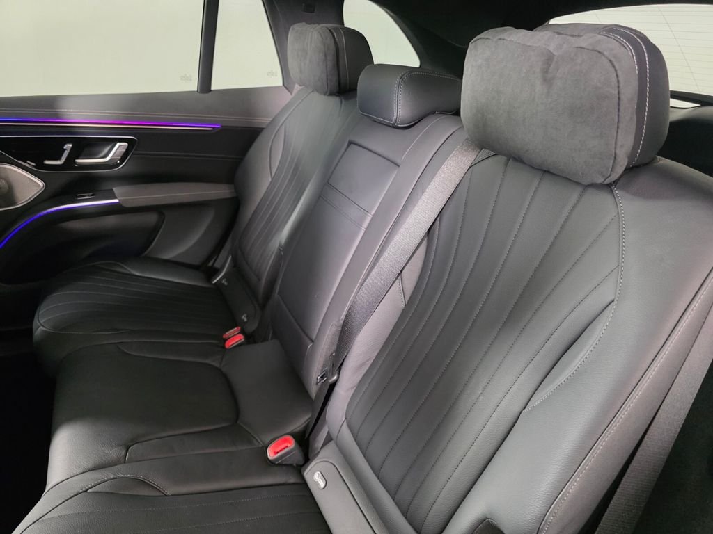 Certified Used 2023 Black Mercedes-Benz 580 image 16