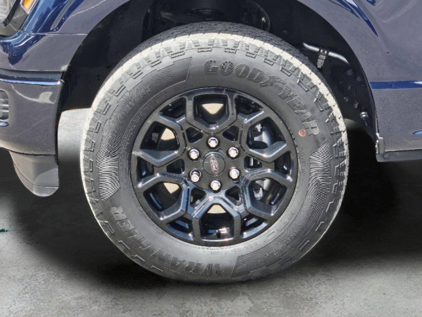 Used 2024 Blue Ford XLT image 11