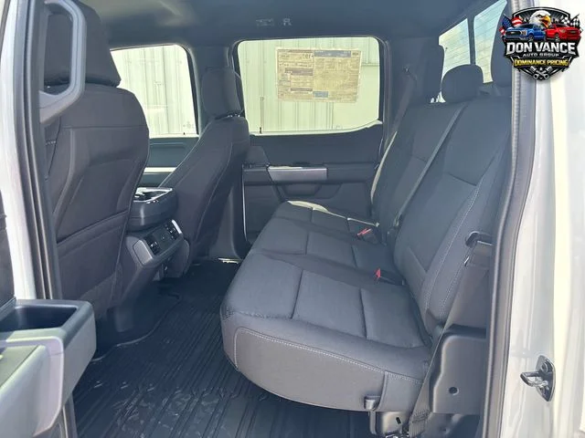 New 2026 Oxford White Ford XLT image 24