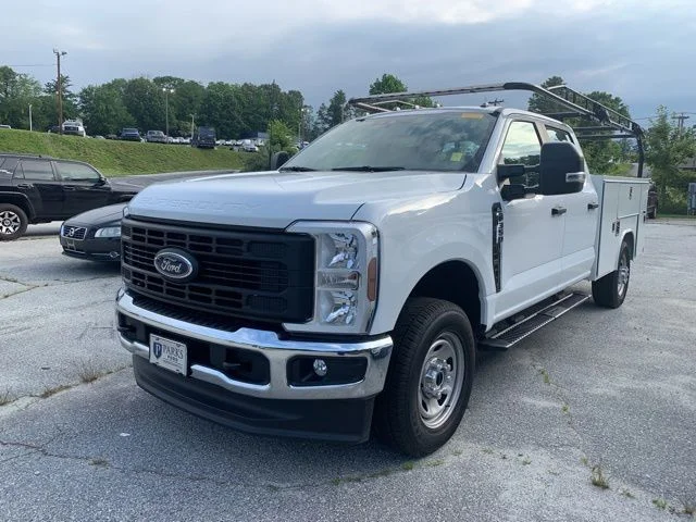 Used 2026 Oxford White Ford XL image 4