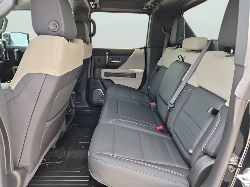 2026 GMC HUMMER EV 2X - Photo 38