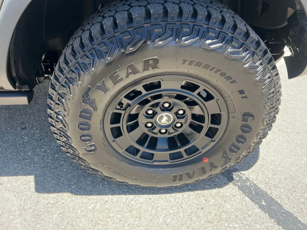 New 2026 Marsh Gray Ford Badlands® image 30
