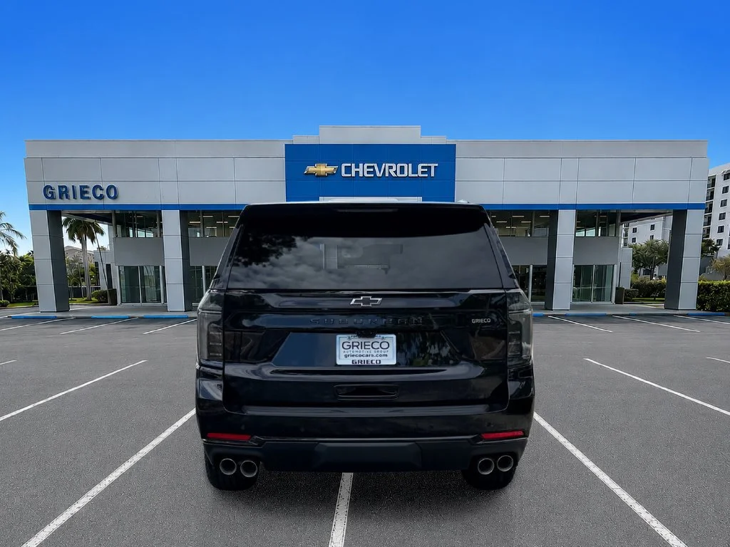 2026 Chevrolet Suburban Z71 - Photo 6