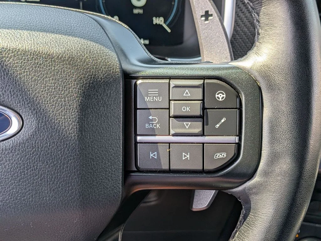 Used 2023 White Ford Raptor image 24