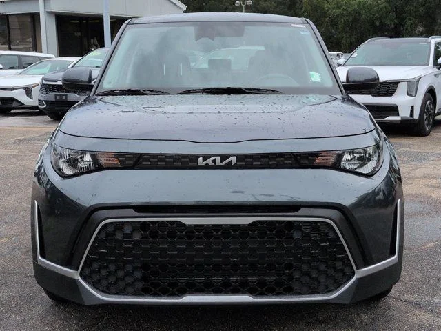Used 2025 Gray Kia LX image 9