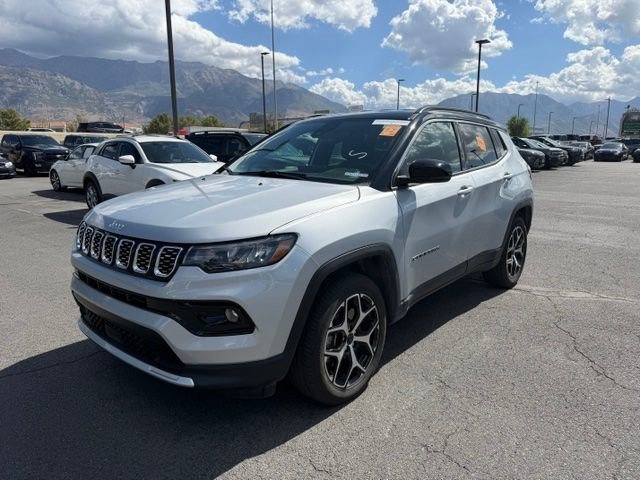 Used 2025 Silver Zynith Jeep Limited image 7