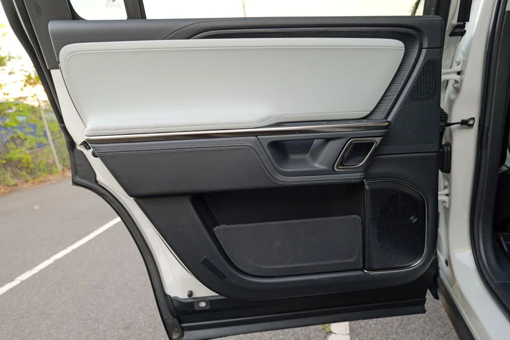Used 2024 Glacier White Rivian Adventure image 25