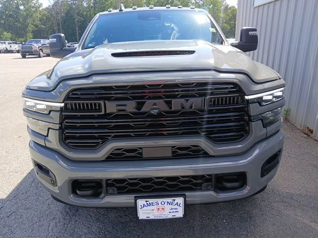 New 2026 Ceramic Gray Clear-Coat Exterior Paint RAM Laramie image 15