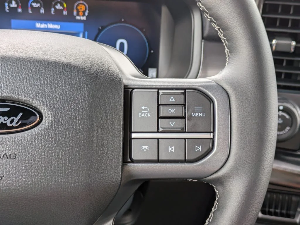 New 2026 Oxford White Ford Lariat image 28