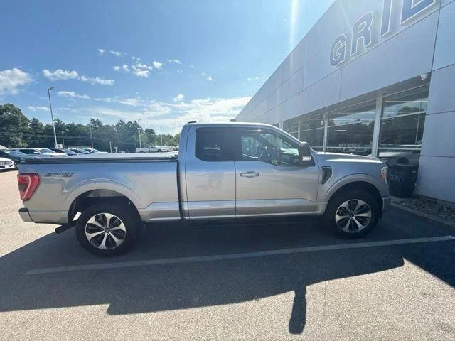 Used 2021 Silver Metallic Ford XLT image 2