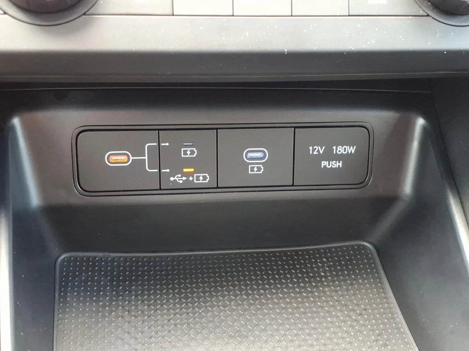 Used 2025 Hampton Gray Hyundai SE image 20